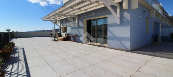 3-Zimmer Penthouse in Grottammare, Italy, Nr. 75374 2