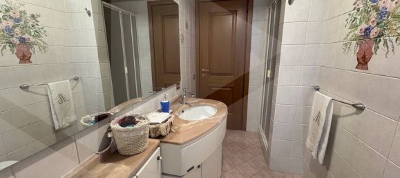 5 rooms House in Avezzano, Italy No. 25467 26