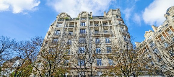 5 bedrooms Apartment in Paris, France No. 186214 13