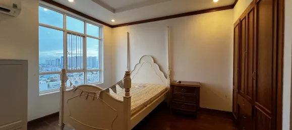 4 dormitorios apartamento en alquiler en Thu Duc, Ho Chi Minh, Vietnam № 74763 7