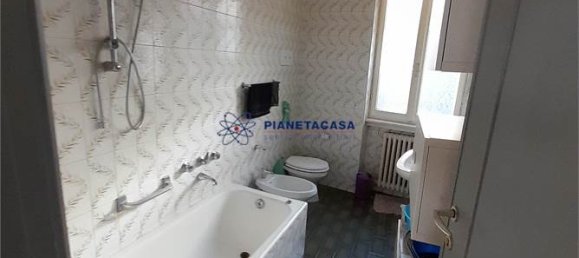 3 bedrooms Apartment in Ponte San Pietro, Italy No. 60053 11