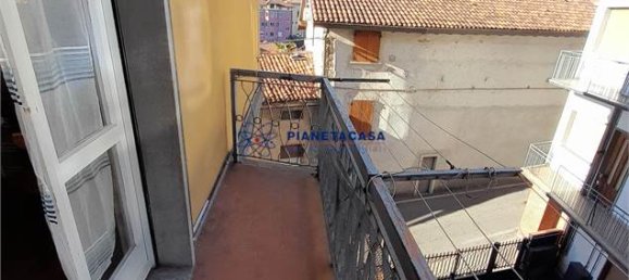 3 bedrooms Apartment in Ponte San Pietro, Italy No. 60053 2