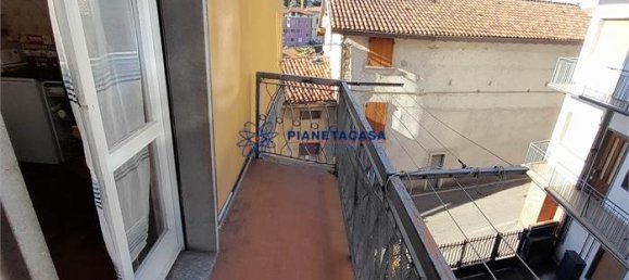 3 bedrooms Apartment in Ponte San Pietro, Italy No. 60053 3