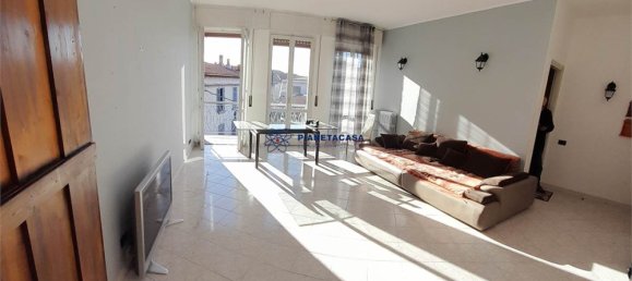 3 bedrooms Apartment in Ponte San Pietro, Italy No. 60053 4
