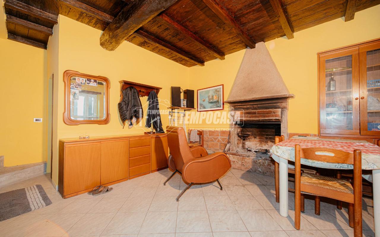 2 rooms House in Cozzo, Italy No. 170813