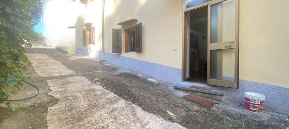 5 bedrooms House in Pontassieve, Italy No. 323154 18