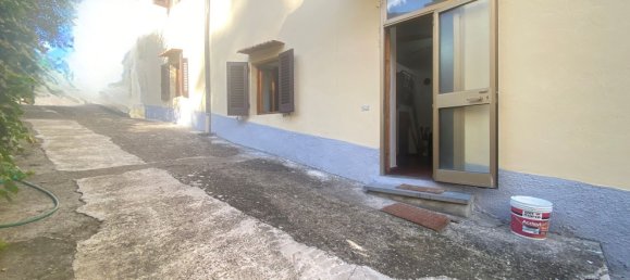 5 bedrooms House in Pontassieve, Italy No. 323154 19