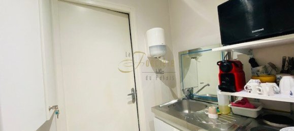 71m² Commercial property in Bourges, France No. 83943 7