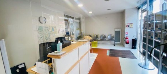 71m² Commercial property in Bourges, France No. 83943 2