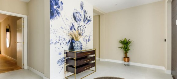 7 bedrooms Villa in Marbella, Spain No. 29889 34