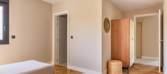 7 bedrooms Villa in Marbella, Spain No. 29889 23