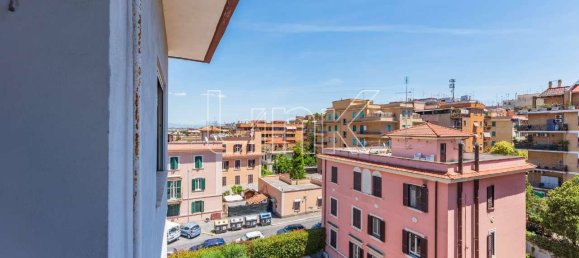 2 bedrooms Apartment in Rome, Italy No. 324218 19