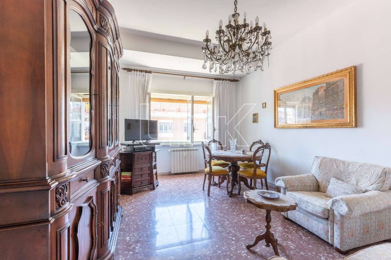 2 bedrooms Apartment in Rome, Italy No. 324218