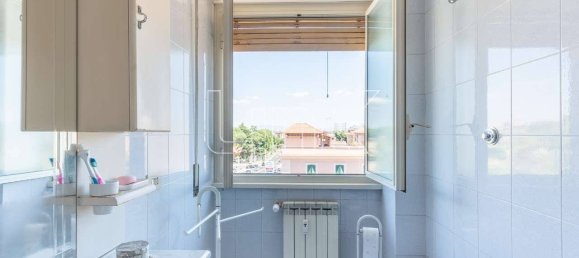 2 bedrooms Apartment in Rome, Italy No. 324218 16