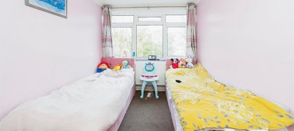 2 bedrooms Apartment in Crawley, United Kingdom No. 6298 9