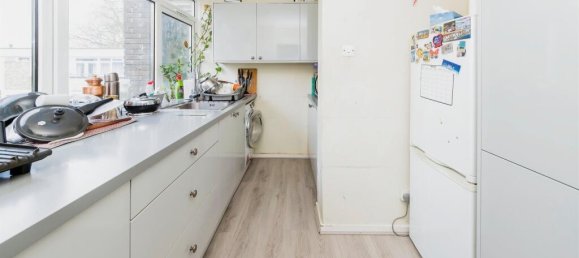 2 bedrooms Apartment in Crawley, United Kingdom No. 6298 3