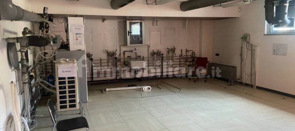 2569m² Warehouse in San Donato Milanese, Italy No. 375005 32