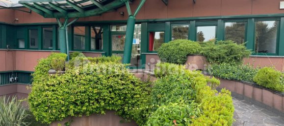 2569m² Warehouse in San Donato Milanese, Italy No. 375005 5