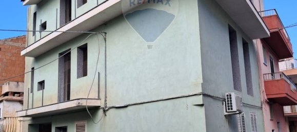 Квартира с 8 комнатами в Санта Кроче Камерина, Италия № 116716 3