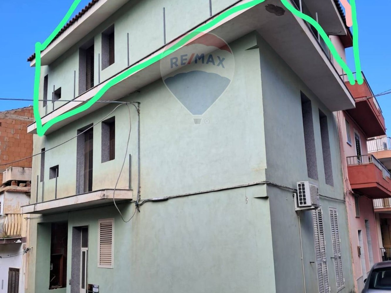 Квартира с 8 комнатами в Санта Кроче Камерина, Италия № 116716