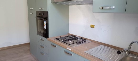 3 rooms Apartment in Alessandria, Italy No. 49454 2