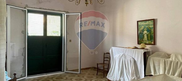 Villa de 4 dormitorios en Palermo, Italy No. 51353 57