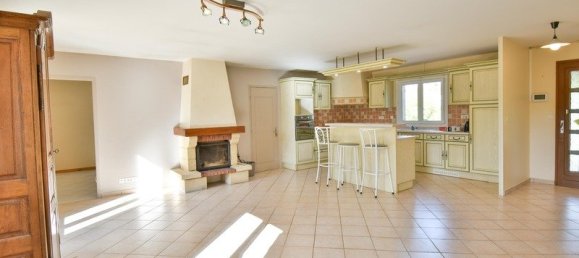 4 bedrooms House in Meusnes, France No. 228909 3