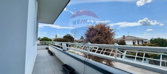 4-salle Villa à Udine, Italy No. 269273 7