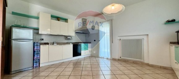 4-salle Villa à Udine, Italy No. 269273 9