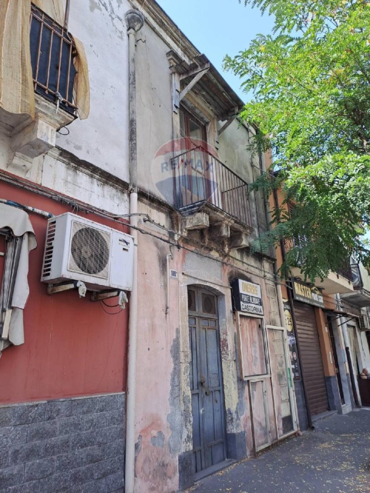 1 غرف نوم شقة في Catania, Italy رقم 317139