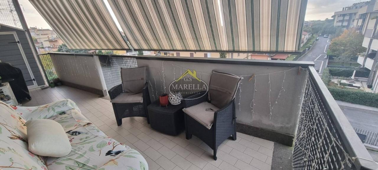 3 rooms Apartment in Rome, Italy No. 66085