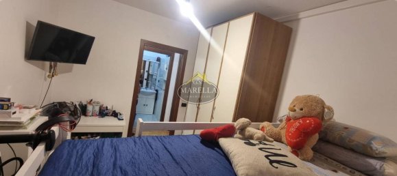 3 rooms Apartment in Rome, Italy No. 66085 70