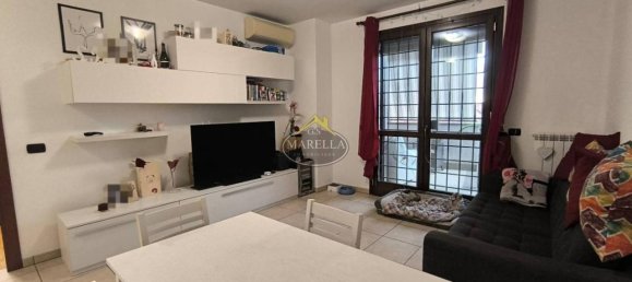 3 rooms Apartment in Rome, Italy No. 66085 2