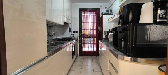 3 rooms Apartment in Rome, Italy No. 66085 28