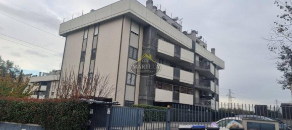 3 rooms Apartment in Rome, Italy No. 66085 92