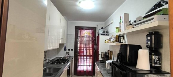 3 rooms Apartment in Rome, Italy No. 66085 12