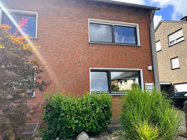 Офис 164м² в Дуйсбург, Германия № 227775