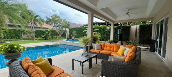 5 bedrooms Villa in Bang Lamung, Thailand No. 26211 8