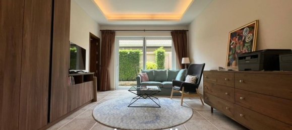 5 bedrooms Villa in Bang Lamung, Thailand No. 26211 4