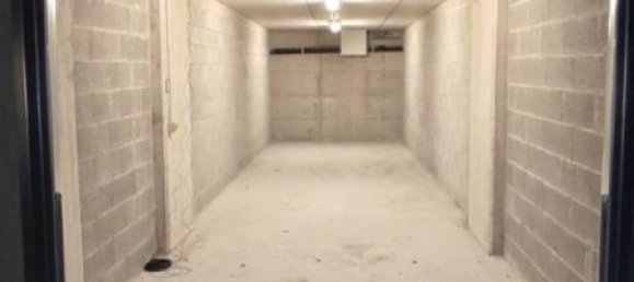 4 غرف نوم شقة في Bovisio Masciago, Italy رقم 281703 24