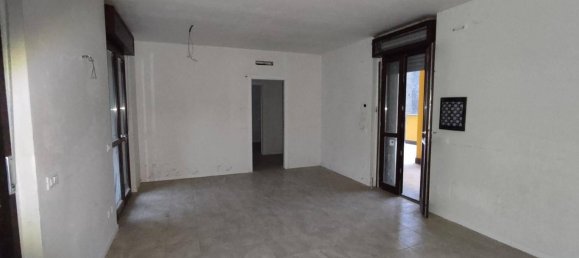 4 غرف نوم شقة في Bovisio Masciago, Italy رقم 281703 40