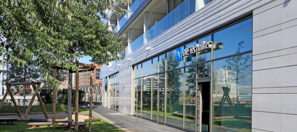 693m² Building in Hamburg-Mitte, Germany No. 266221 4