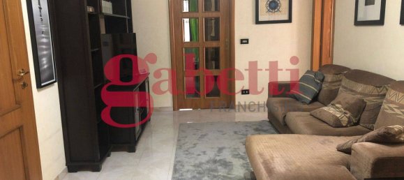 3 rooms Apartment in Venafro, Italy No. 232131 2