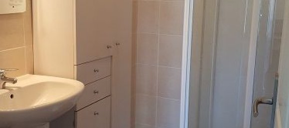 1 bedroom Apartment in Hautes-Alpes, France No. 333521 2