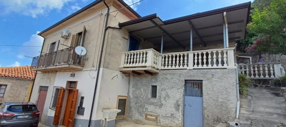 3غرفة منزل ذو طابقين في Sant'Angelo di Brolo, Italy رقم 265166 4