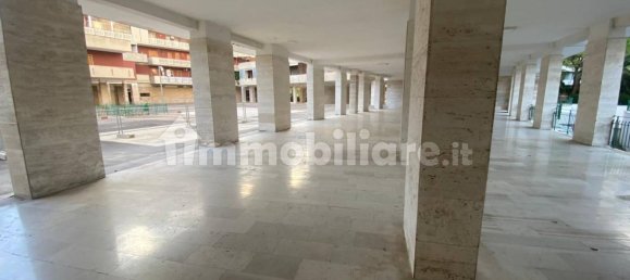 Apartamento de 3 dormitorios en Bari, Italy No. 371119 17