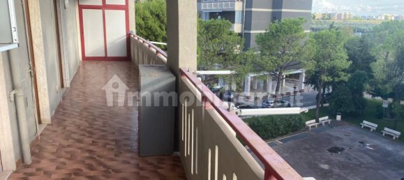 Apartamento de 3 dormitorios en Bari, Italy No. 371119 48