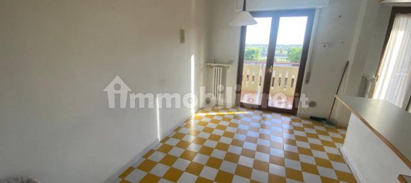 Apartamento de 3 dormitorios en Bari, Italy No. 371119 32