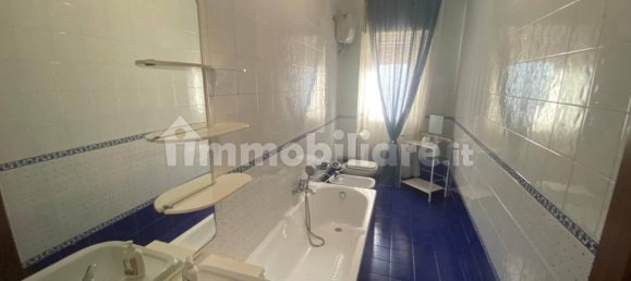 Apartamento de 3 dormitorios en Bari, Italy No. 371119 30