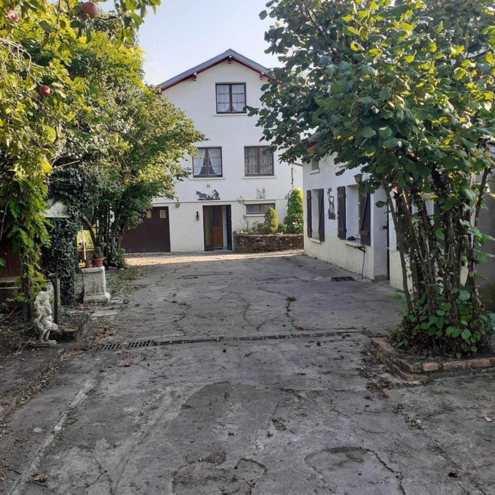 Villa T4 em Mirecourt, France N.º 228837